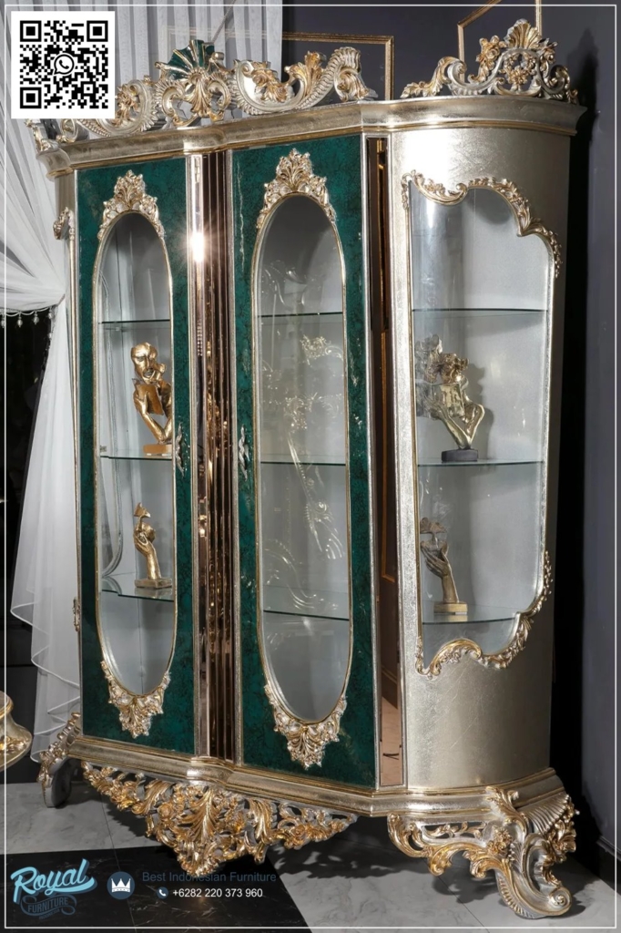 buffet klasik ukiran emas, desain ruang makan ala istana, meja makan gaya kerajaan, meja makan glamour royal style, meja makan hotel bintang lima, meja makan kaca elegan klasik, meja makan ukiran jepara emas, set makan kayu jati finishing gold, set meja makan royal klasik, meja makan marmer gold ukiran, meja makan mewah full set, meja makan mewah warna gold, dining set luxury klasik eropa, dining table set luxury gold, Harga 1 Set Meja Makan, Meja Makan set 6 Kursi, Set Meja Makan, Meja Makan Set 6 Kursi, Meja makan sultan, Set meja makan Informa, model kursi makan terbaru, meja makan informa, meja makan 6 kursi mewah, meja makan 6 kursi, meja makan minimalis modern, meja makan mewah 6 kursi, meja makan mewah modern, kursi makan ganesa meja gendong, ruang makan mewah, meja makan kayu jati 6 kursi,Luxury Dining Room Lemari Kaca Hias Mewah Royal Gold Klasik Jepara
